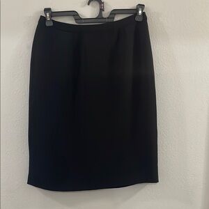 Kasper Black Pencil Skirt Knee-Length Workwear